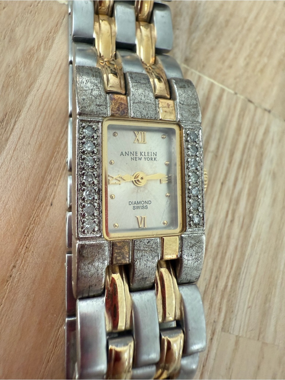 Anne Klein New York ladies diamond Swiss two tone watch NEW BATTERY